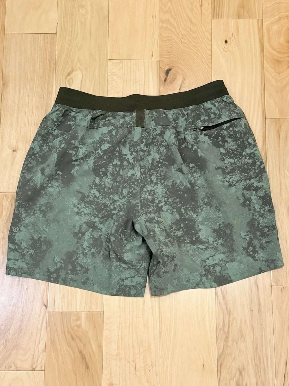 Lululemon Men’s License to Train Linerless Short 7